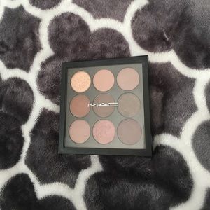 MAC Burgundy x9 palette