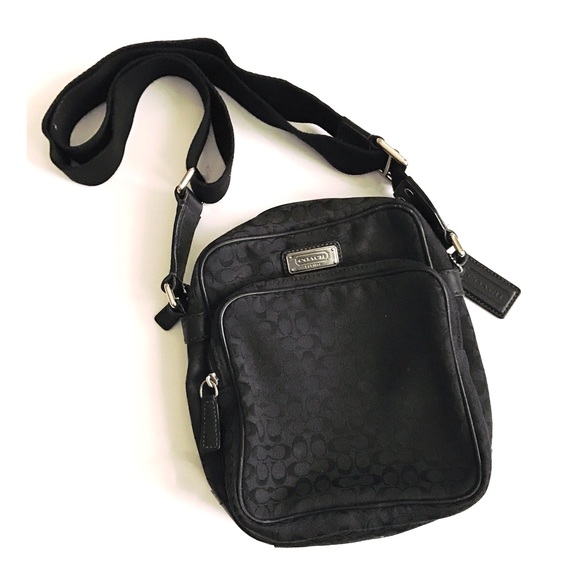 Coach Handbags - Coach Crossbody Purse 🎉SALE🎉