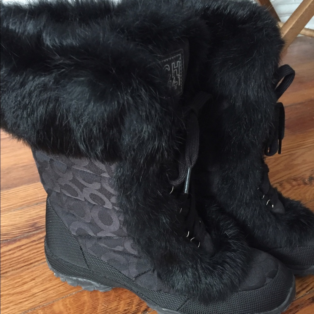 Coach Jennie real fur trimmed black snow boots sz8