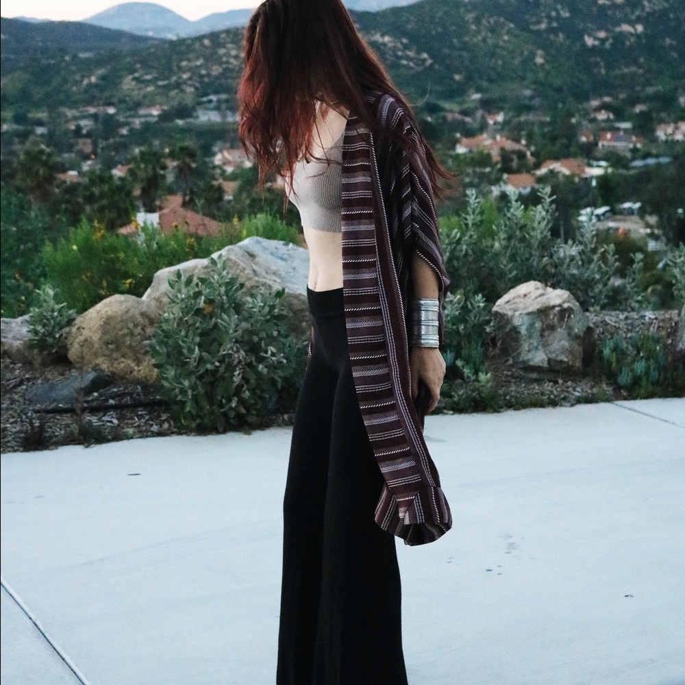 Rubianne Red & White Long Kimono - Picture 5 of 8