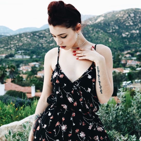 Luci High Low Dress in Black - Picture 2 of 5