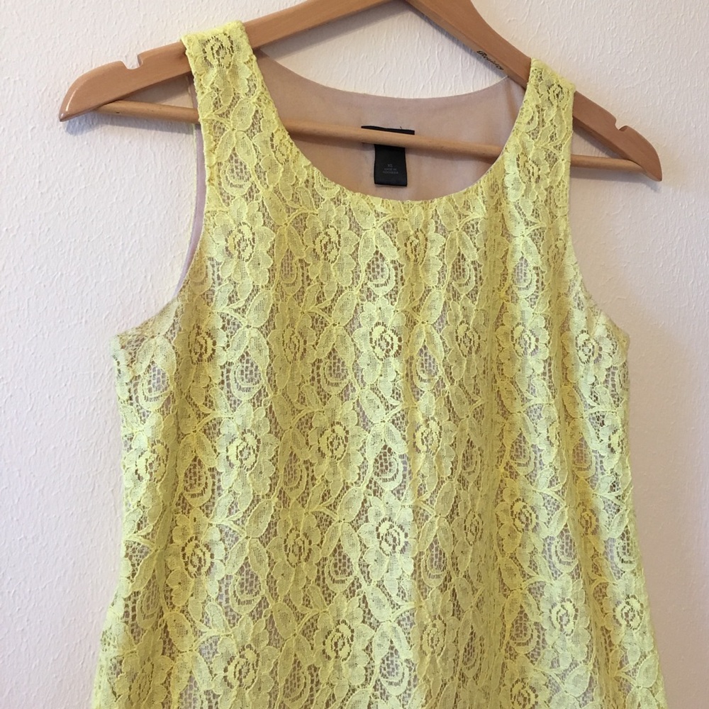 NWOT Ann Taylor lace top - Picture 2 of 4