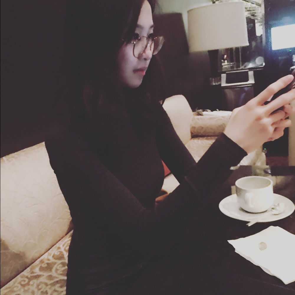 Meet your Posher, Yuwei