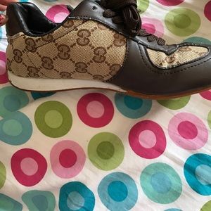 Gucci Shoes - ๐๐๐FLASH SALE๐๐๐ Gucci sneakers Gucci Shoes - ๐๐๐FLASH SALE๐๐๐ Gucci sneakers