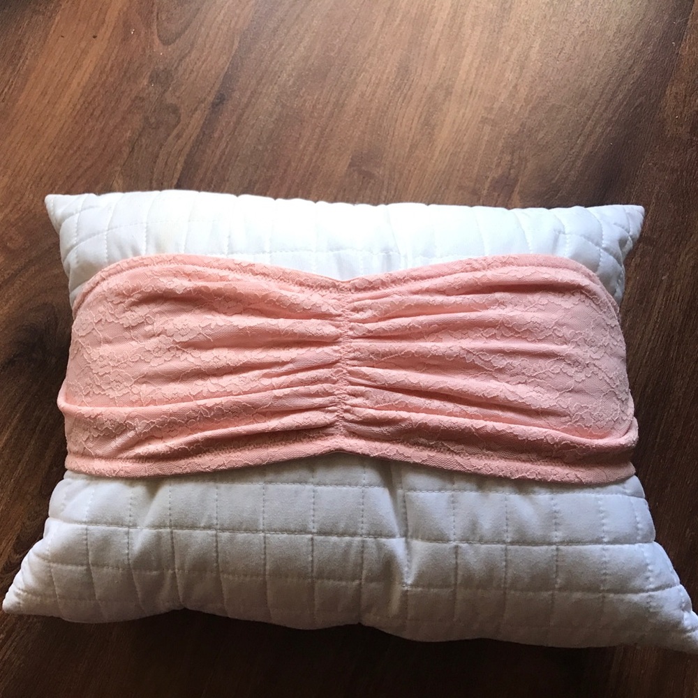 VS Pink Lace Bandeau