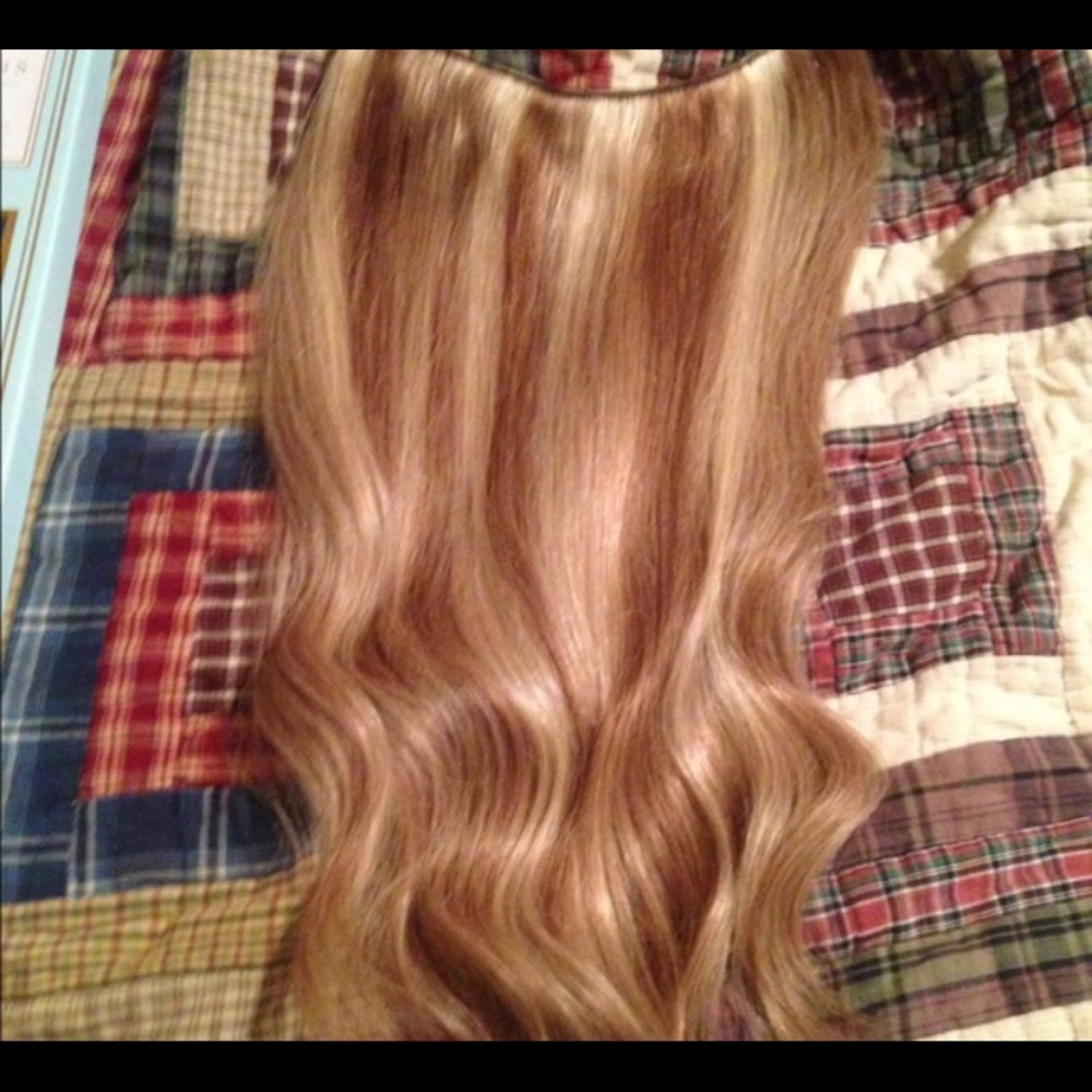 Halo Couture 20" Hair Extensions in F882