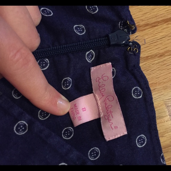 Lilly Pulitzer button skirt - Picture 3 of 3