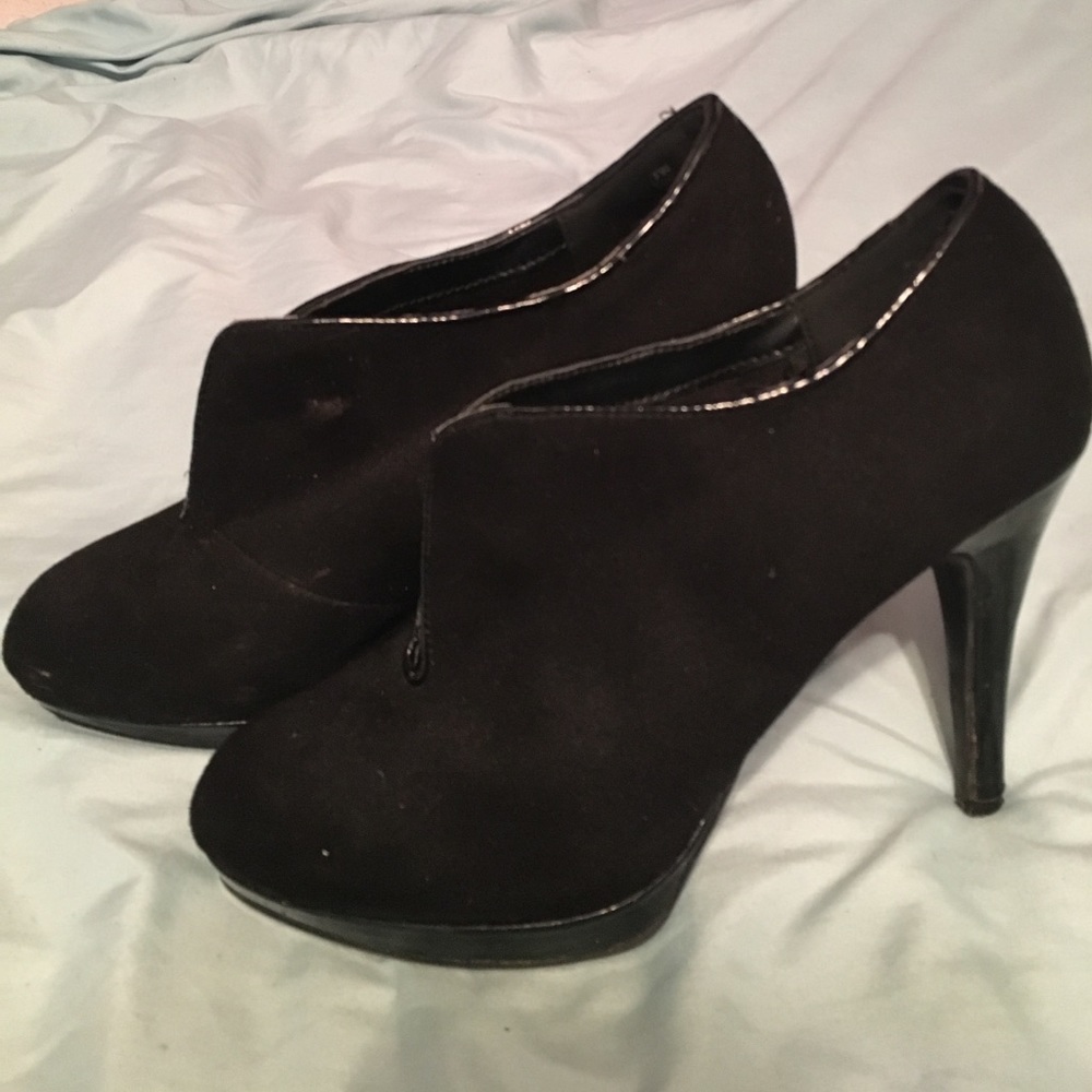 Black slit heels