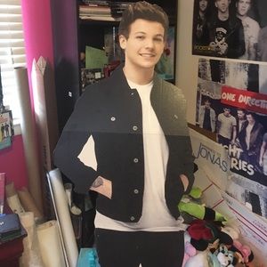 Louis Tomlinson: One Direction Cut Out