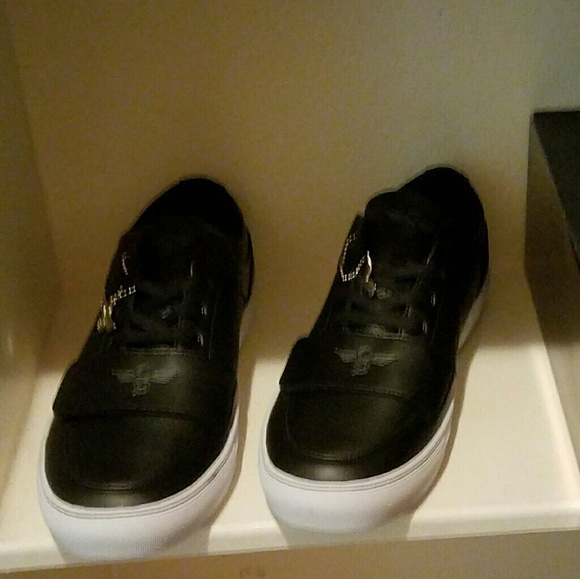 Men's low top leather sneakers size 13 - Picture 3 of 4