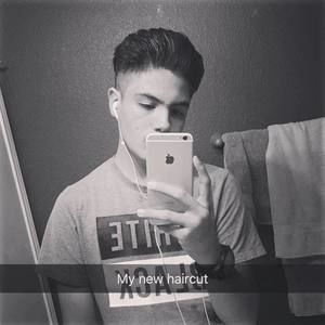 Meet your Posher, Daniel