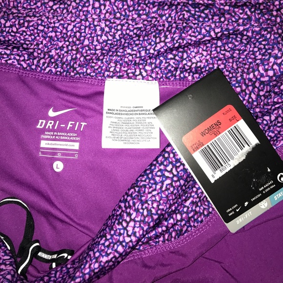 SOLD‼️ Women's Nike Purple Running Shorts - Picture 3 of 4