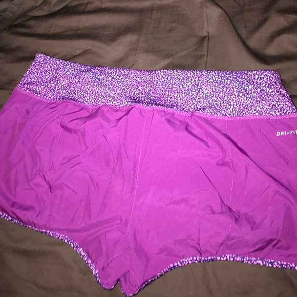 SOLD‼️ Women's Nike Purple Running Shorts - Picture 4 of 4