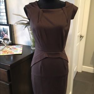 Jennifer Lopez brown dress