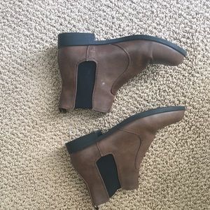 Chelsea boots