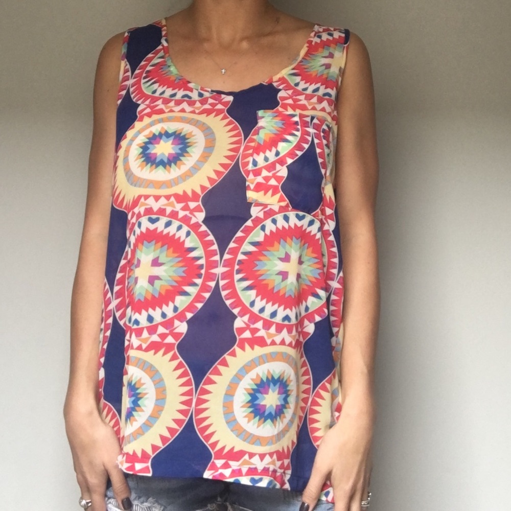 Umgee Printed Top Size Small
