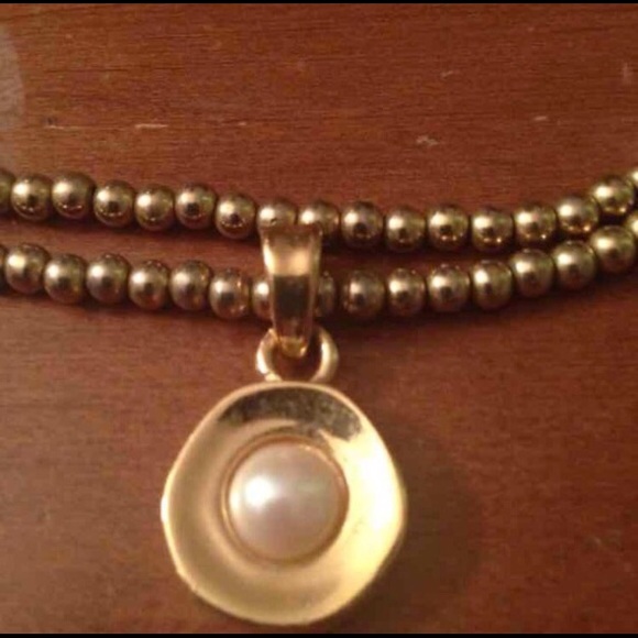 Authentic Givenchy Gold and Pearl Necklace - Picture 1 of 3