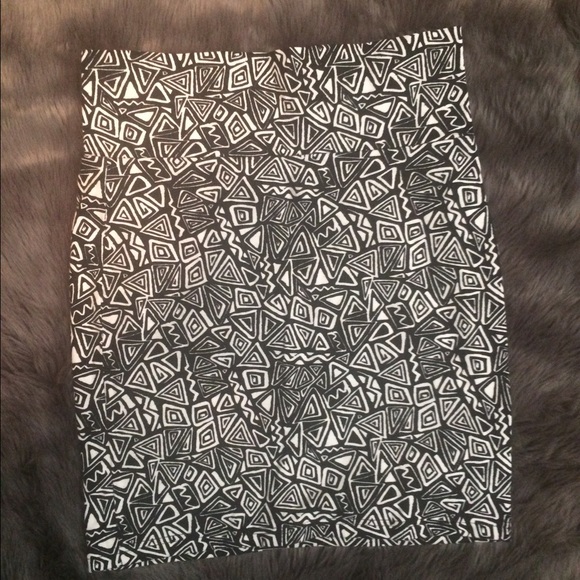 3 Forever21 skirts size M - Picture 4 of 4