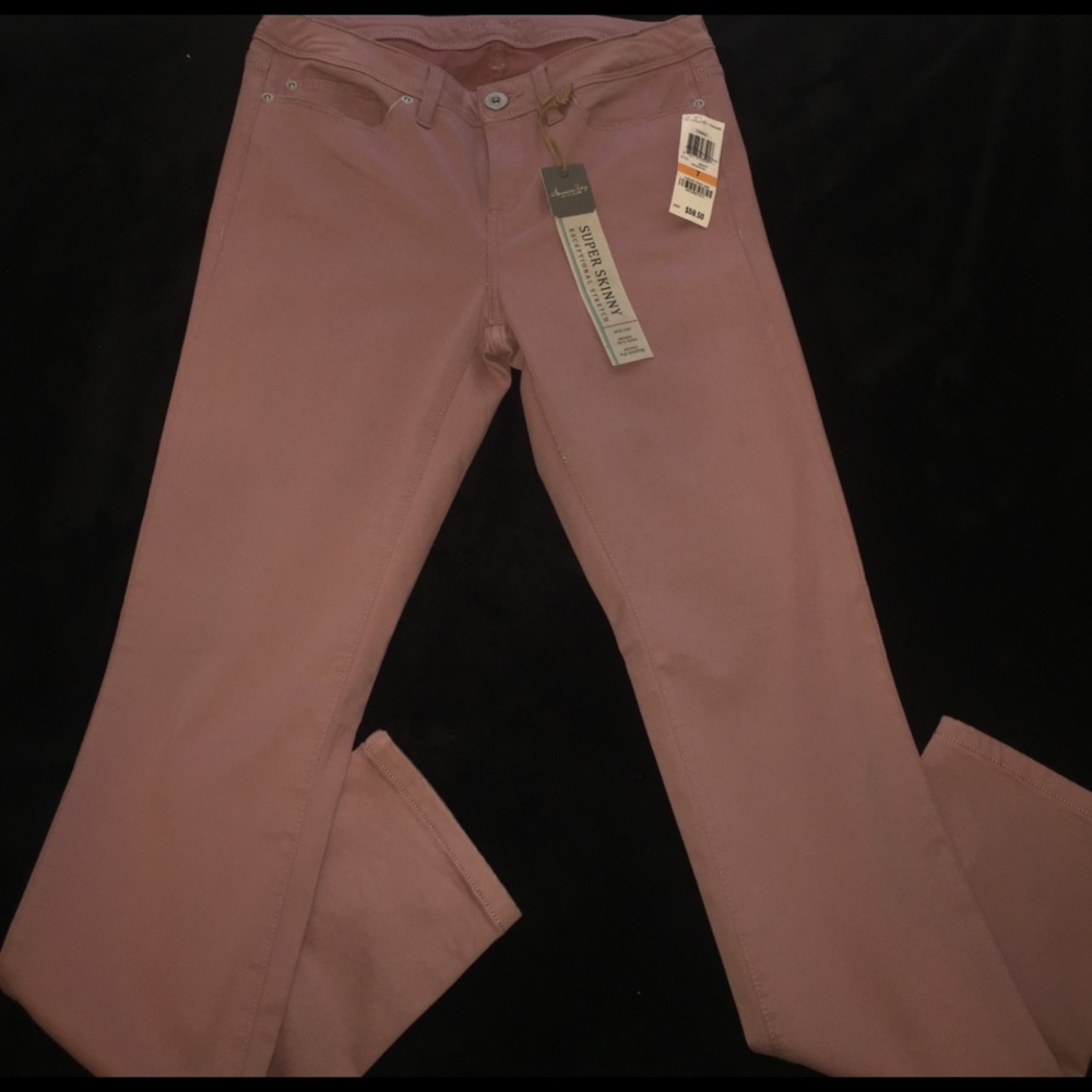 Brand New! Dusty Rose American Rag Jeans