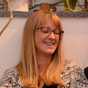 Meet your Posher, Nele