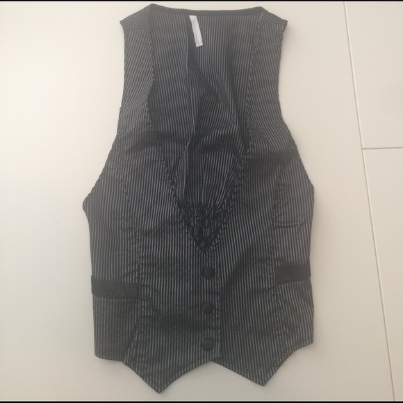 Women's vest size Large - Picture 1 of 4