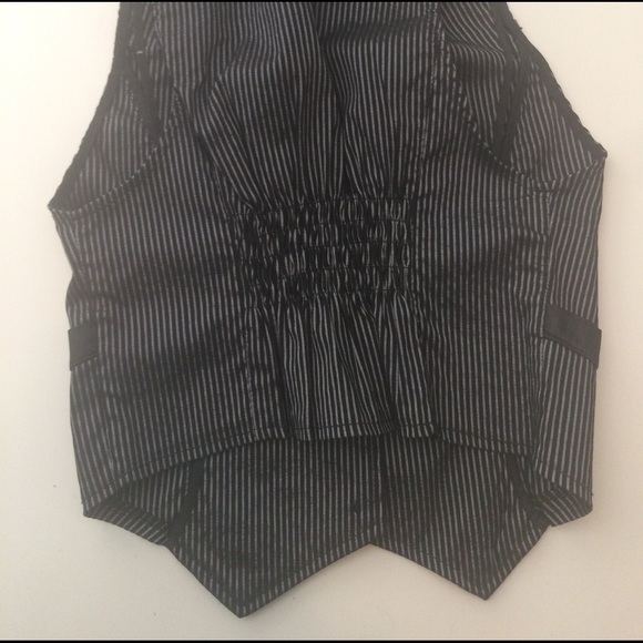 Women's vest size Large - Picture 4 of 4