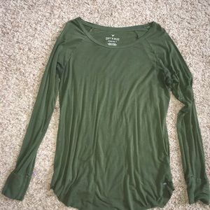 American Eagle long sleeve t shirt