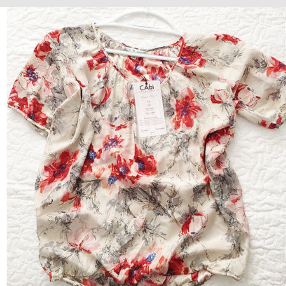❌SOLD❌Silk floral blouse flower print by Cabi