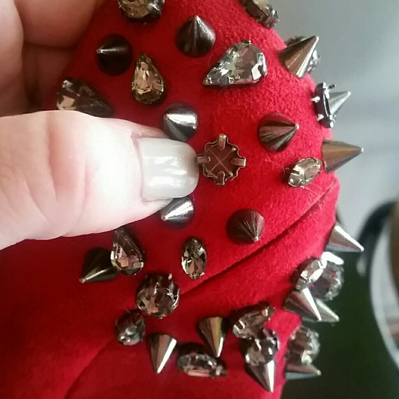 Red suede spiked wedges - Picture 7 of 8