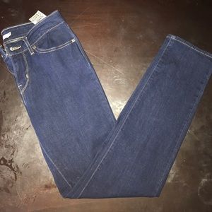 Woman's 712 Slim Jeans  W28 L32