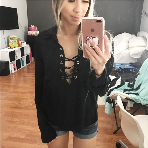 LF Tops - ✨SALE! Lace Up Top