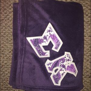 Sigma Kappa Throw Blanket