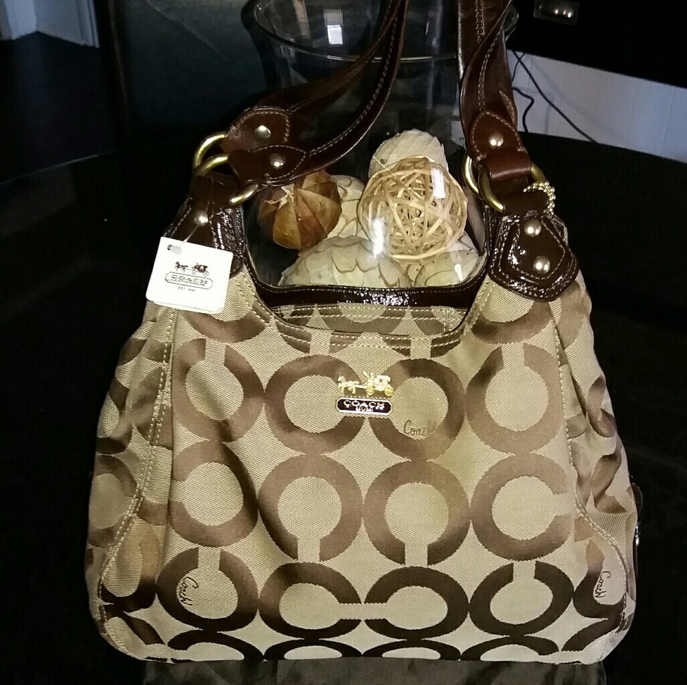 COACH SIG MADISON MAGGIE HANDBAG TOTE
