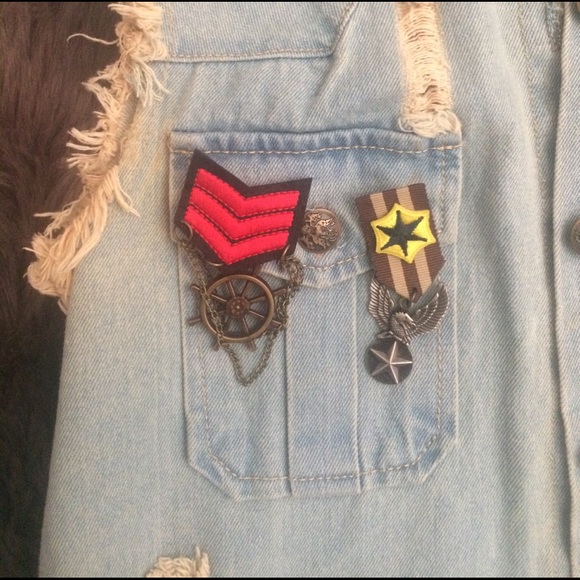 Jean jacket vest size Large - Picture 3 of 4