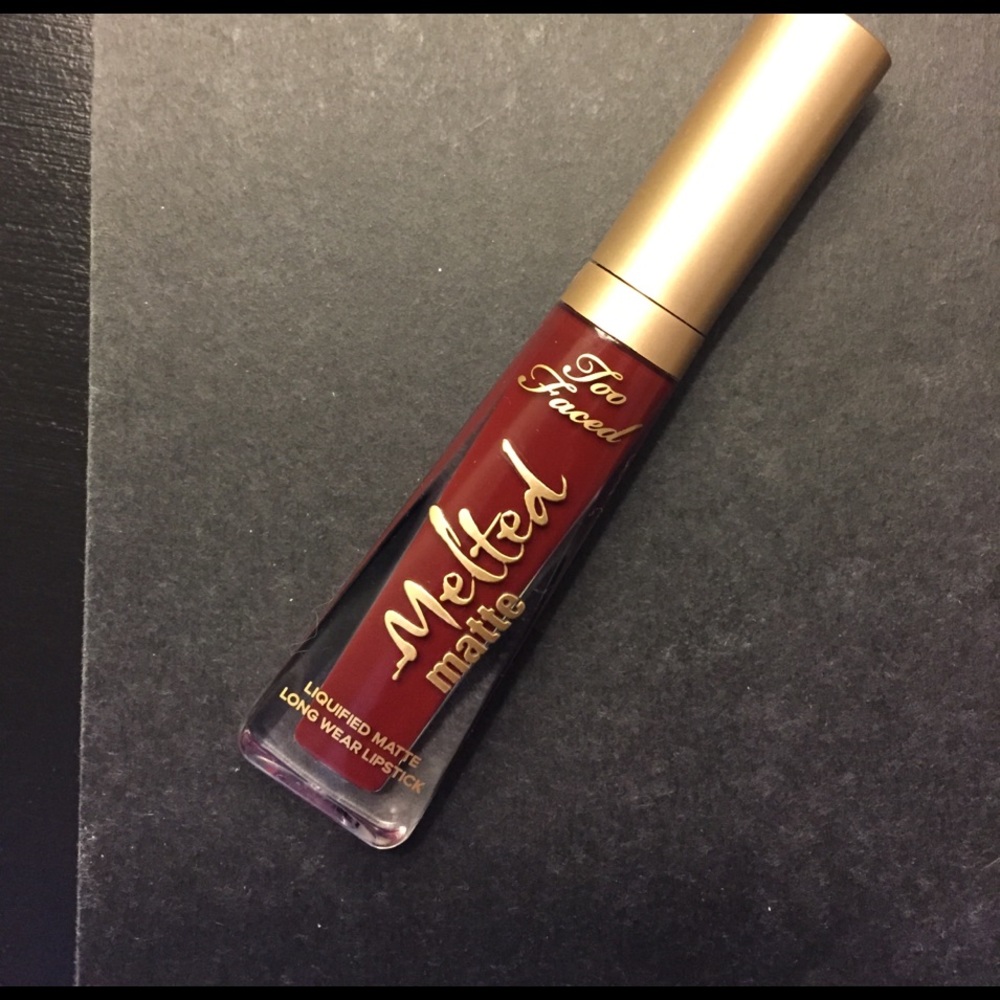 Too gave melted matte "drop dead red"