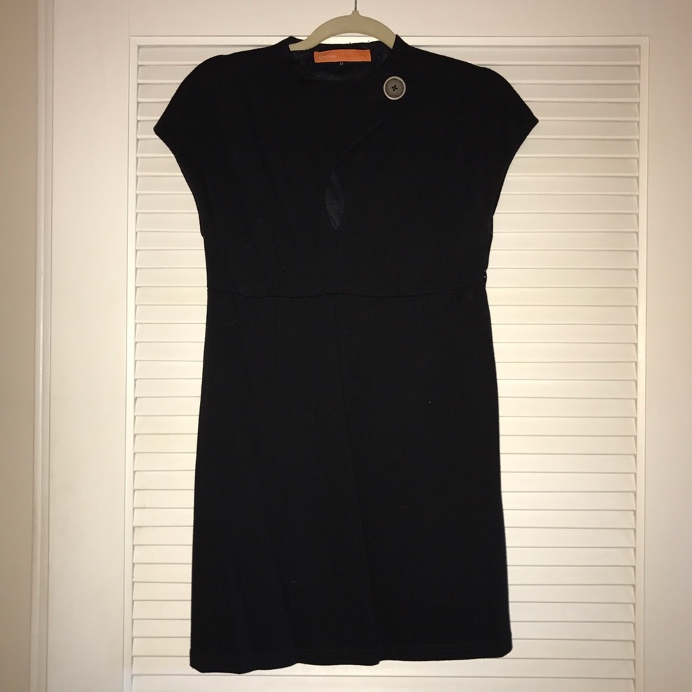 Cynthia Steeffe Black Keyhole Tunic, sz M