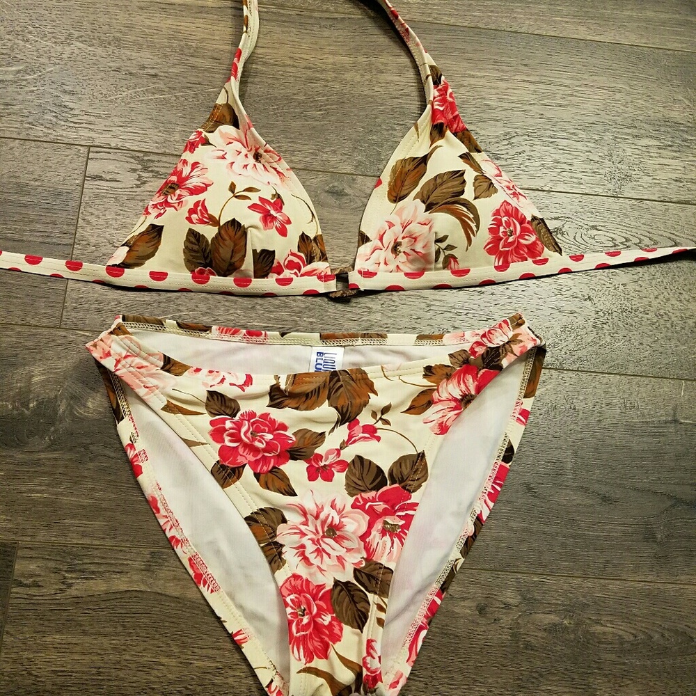Floral bikini set