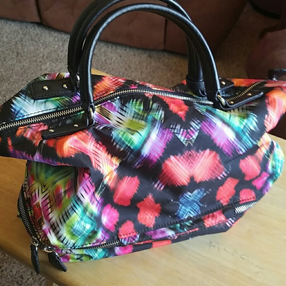 Travel bag