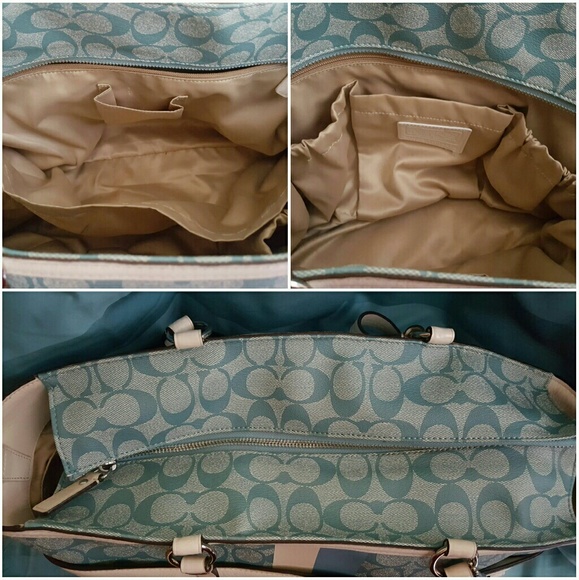 🔥SALE🔥Coach Signature Baby Bag - Picture 2 of 6