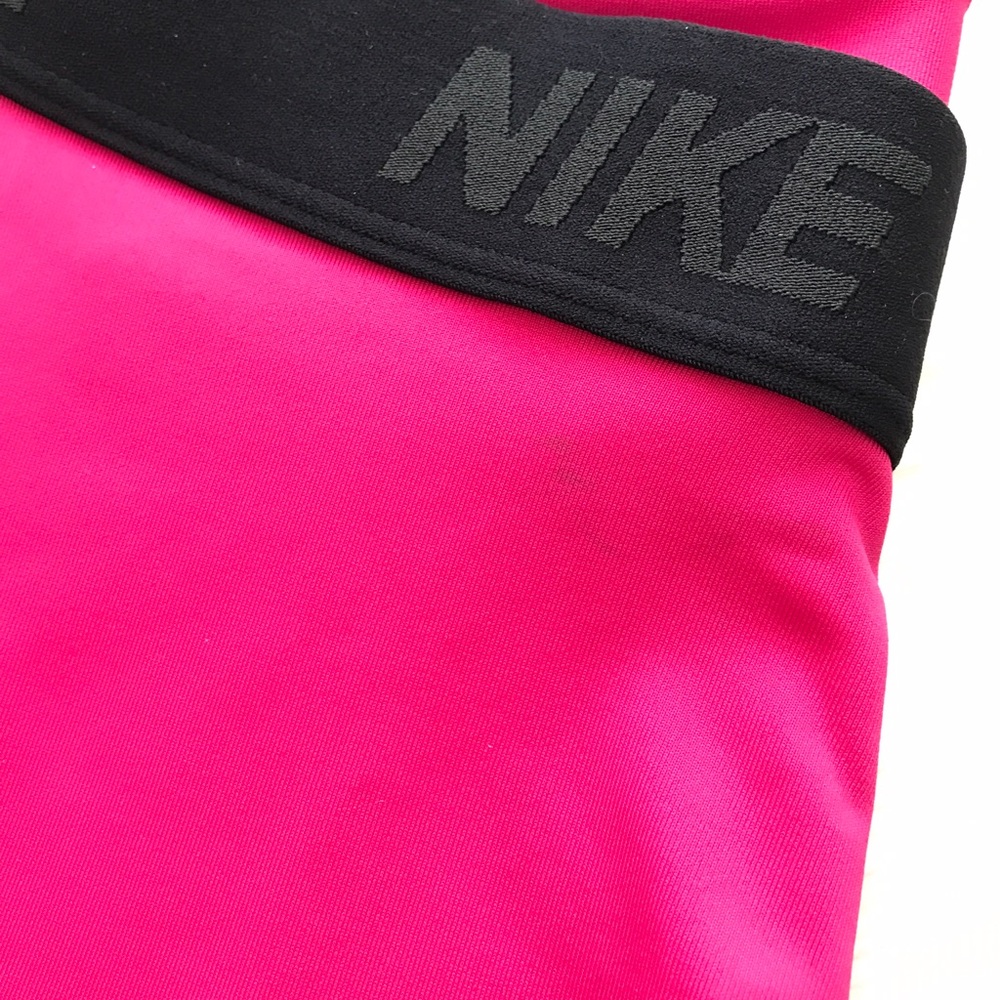 New Women's Nike Dri-Fit Base Layer Running Capris - Picture 3 of 4