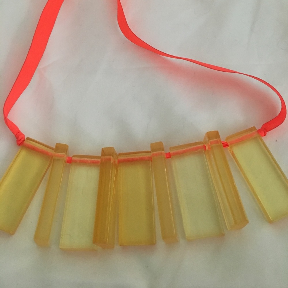 Bable bar necklace - Picture 2 of 2