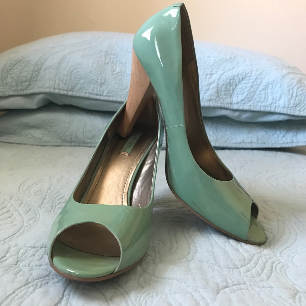 Nine West Aqua Mint Patent Peep Toe Heels - Picture 1 of 4
