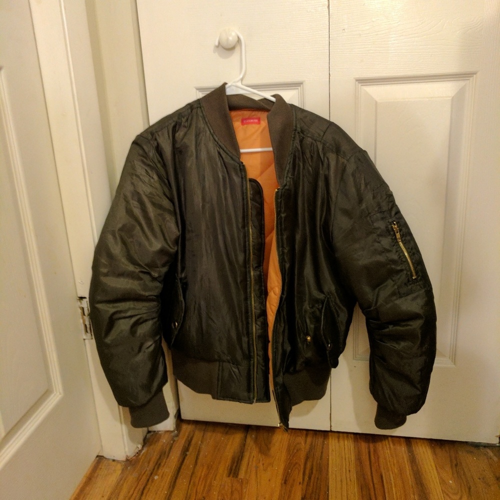 Bomber jacket in military green