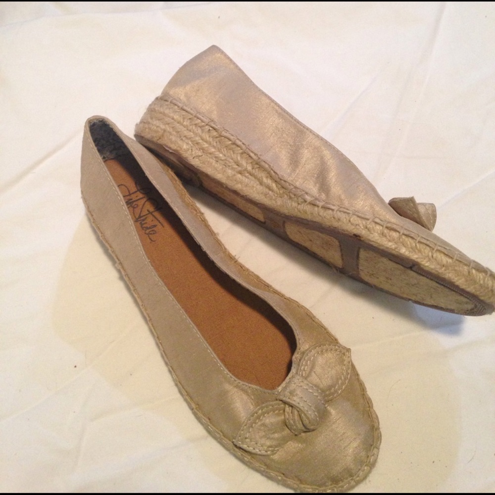 Summer shoes