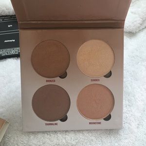 Anastasia Beverly Hills Sundipped glow kit