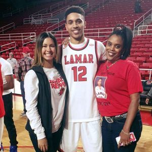 Meet your Posher, Zjori