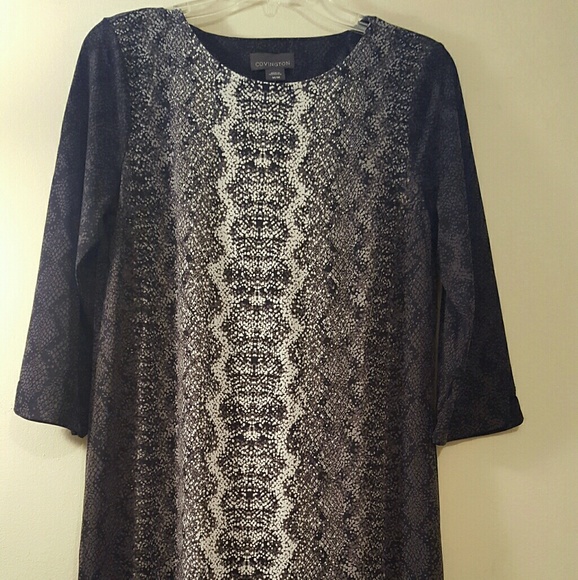 2/20  Women's Gray Patterned Tunic Size Medium - Picture 1 of 4