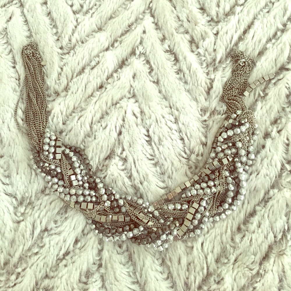 Bable bar necklace