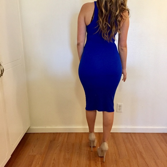 •RESTOCKED• Royal High Neck Midi Dress - Picture 5 of 7