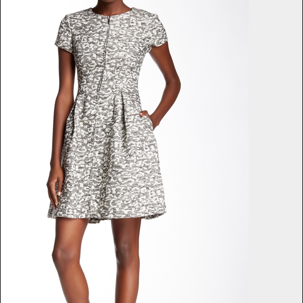 #229💋💛eliza j zip front leopard knit dress - Picture 3 of 4